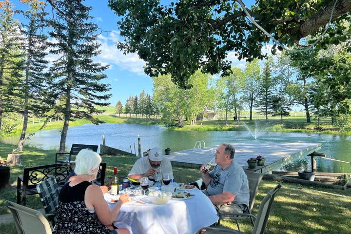 Rolling Hills Country Resort Bed and Breakfast