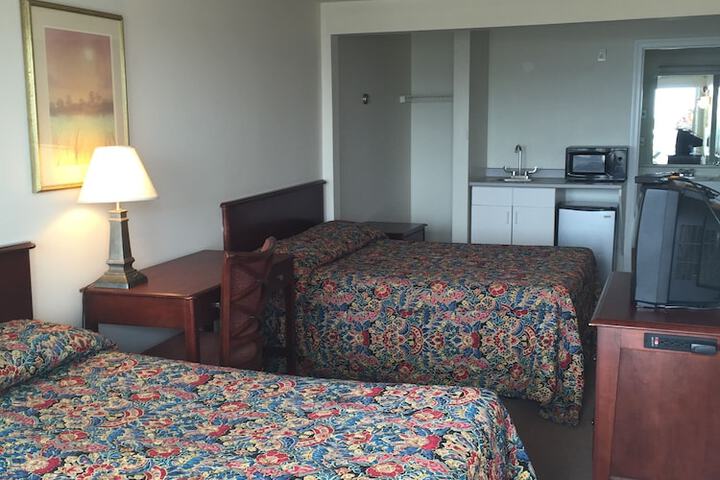 Room 12 of 42