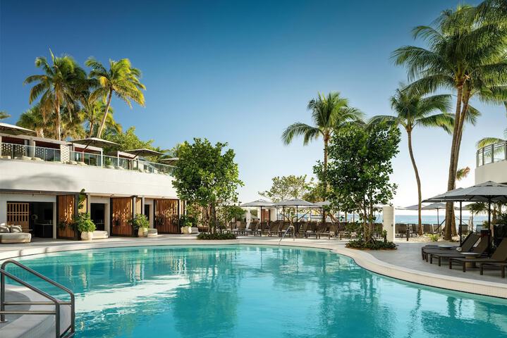 Signia by Hilton Diplomat Beach Resort
