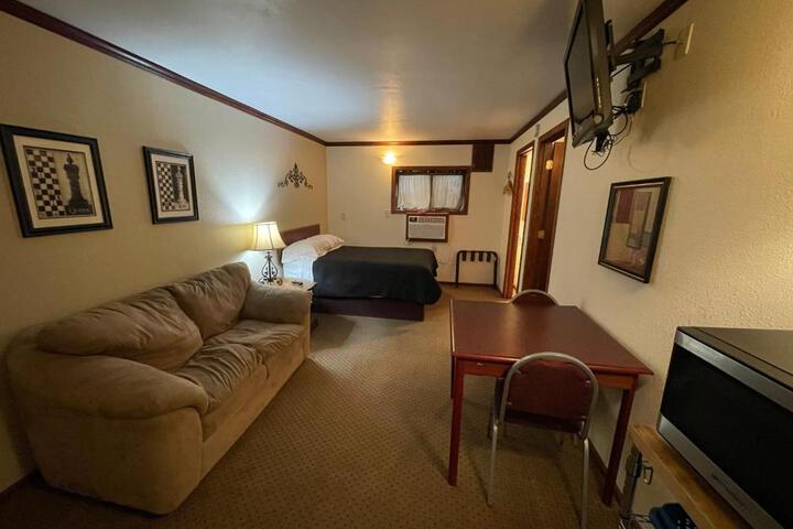Highland Court Motel