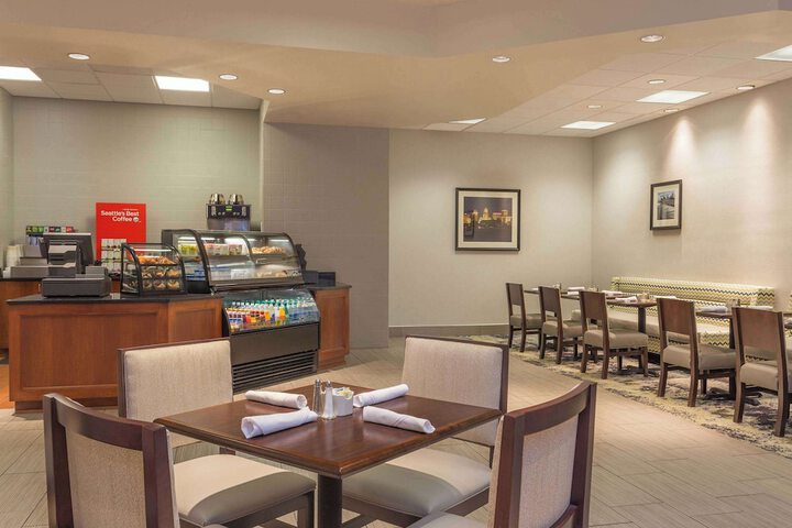 Wyndham Garden Buffalo Downtown