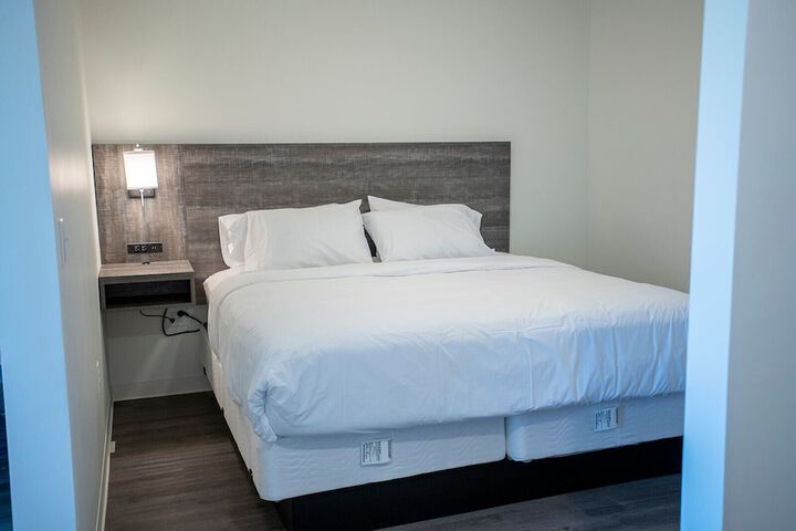 Room 17 of 22