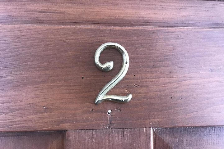 Room 13 of 61
