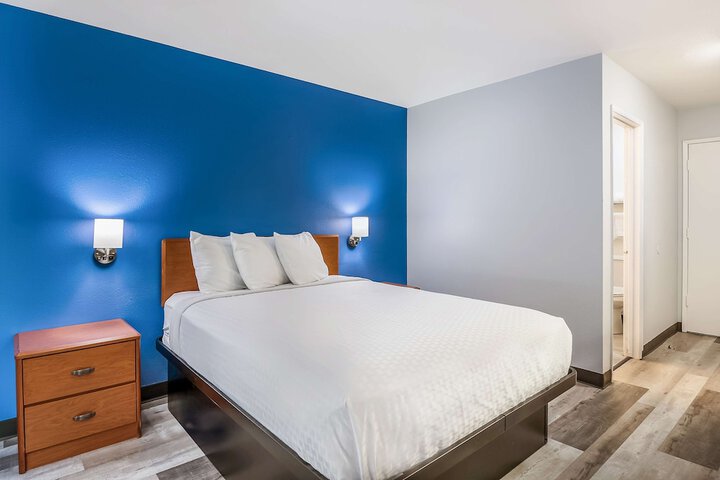 Room 19 of 32