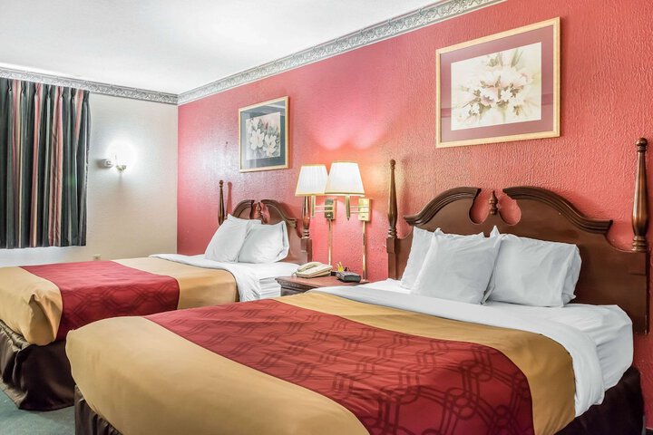 Room 20 of 43