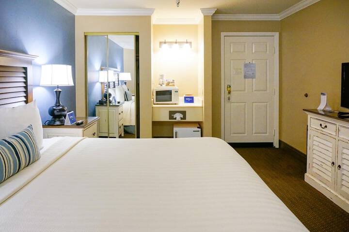 Room 49 of 66