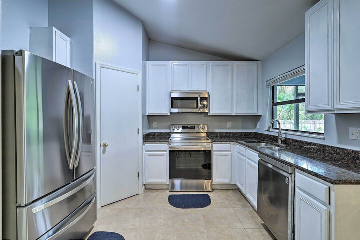 Charming Palm Bay Retreat w / Spacious Yard!