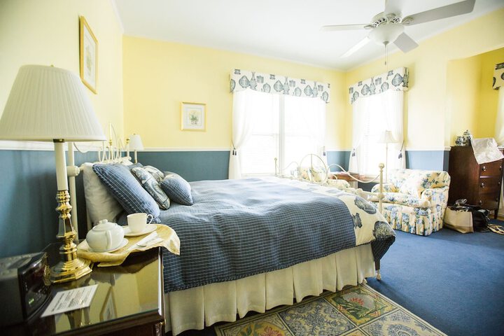 Albemarle Inn