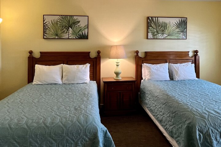 Room 43 of 118