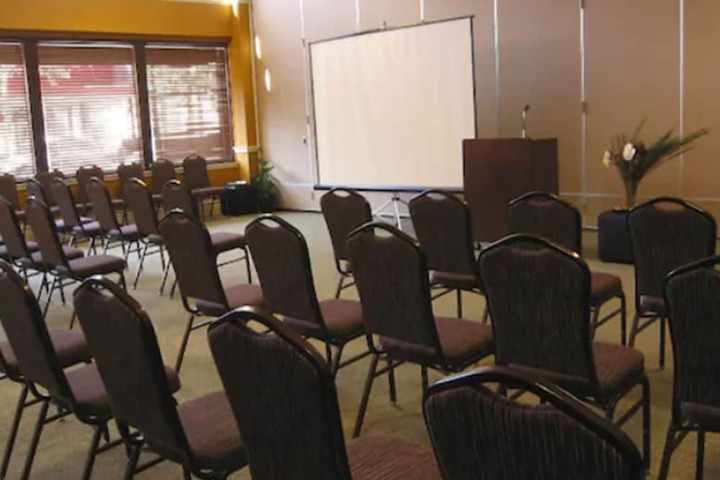 Meeting 33 of 37