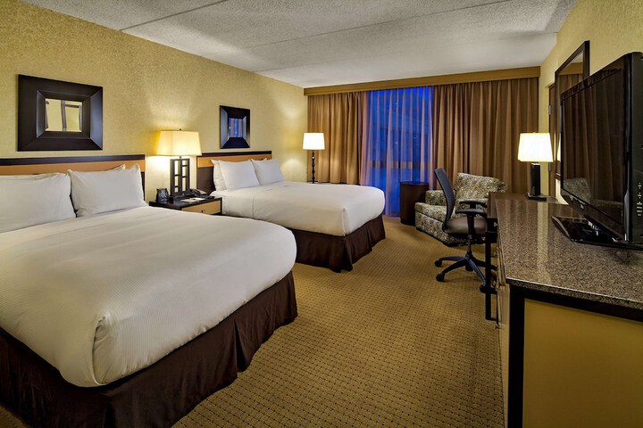 Room 7 of 14
