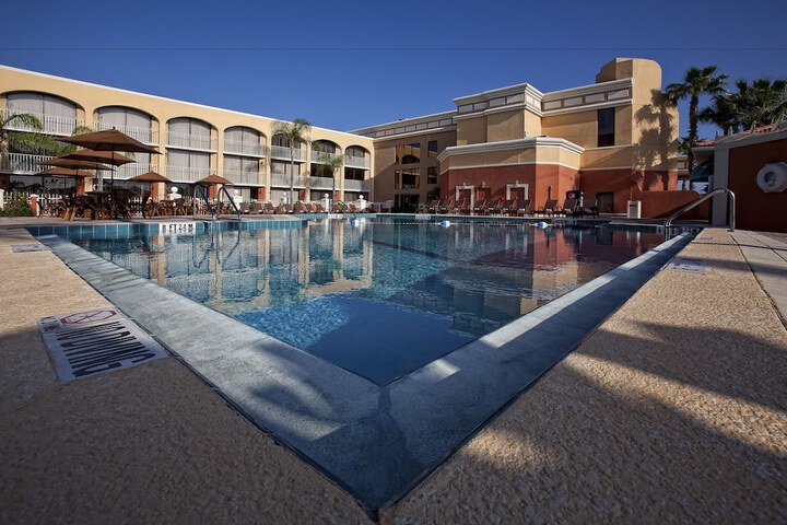 Pool 6 of 26