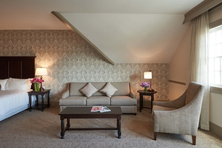 The Groton Inn