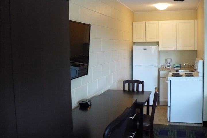 Room 18 of 24