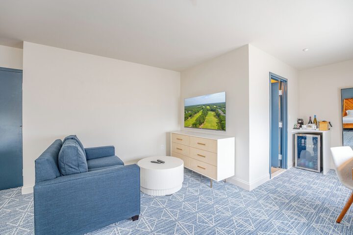Room 20 of 38