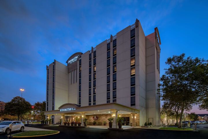 Hotel 3 of 57