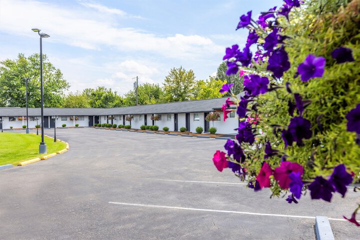 Butler Inn