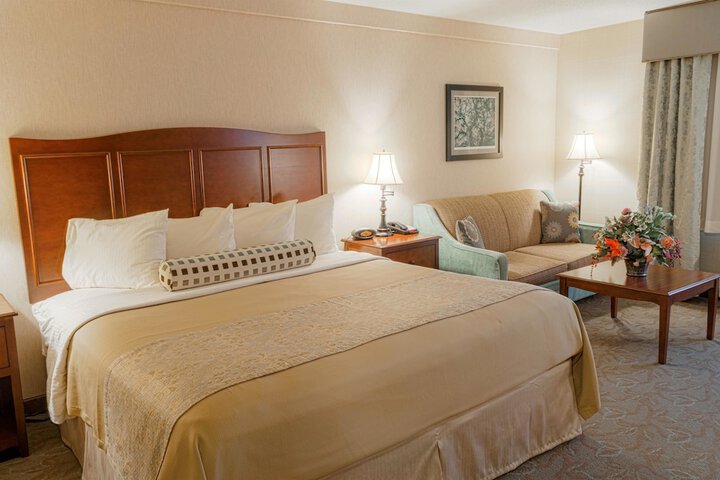 The Inn at Lewisburg BW Signature Collection