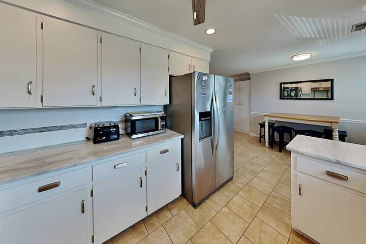 Tournesol by Topsail Realty