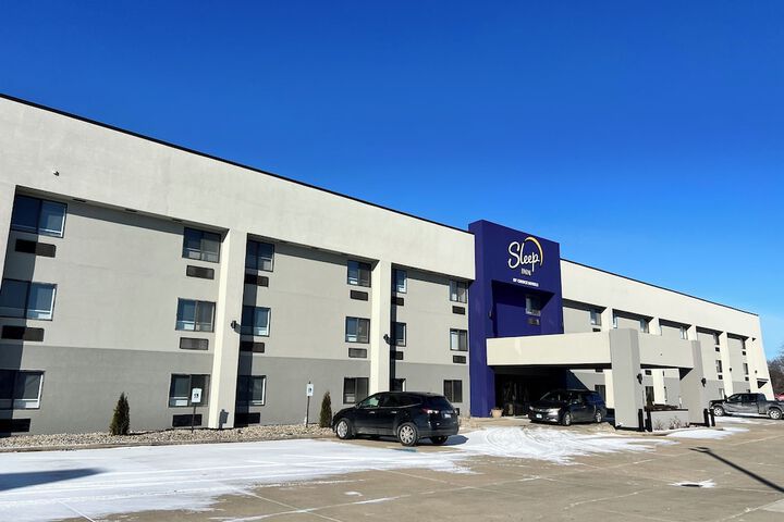 Hotel 2 of 11