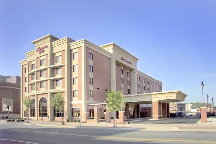 Hotel 2 of 42