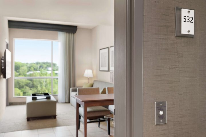 Room 17 of 51