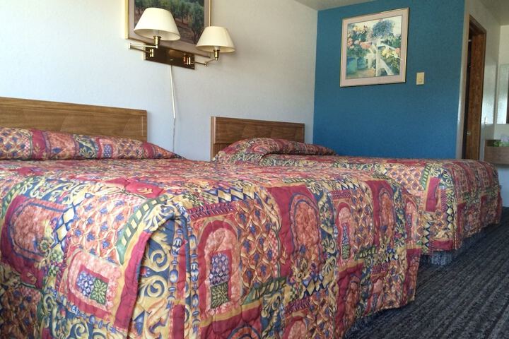 Room 26 of 43
