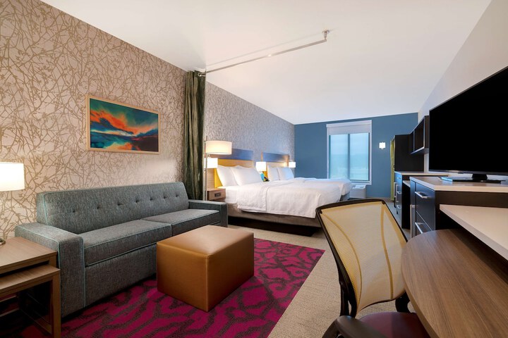 Room 21 of 53
