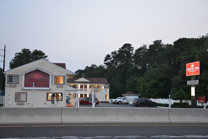 Hotel 3 of 35