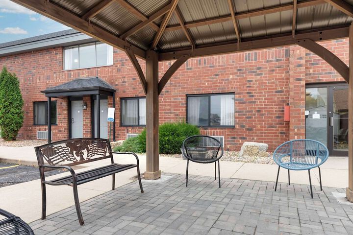Quality Inn & Suites Mayo Clinic Area