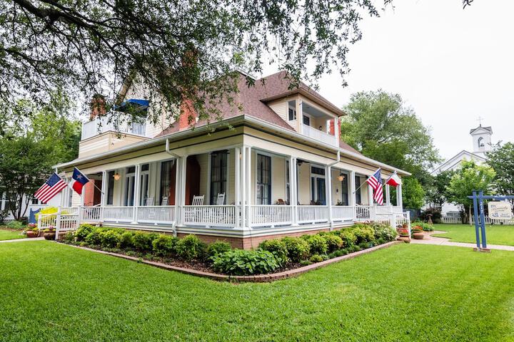 Kennedy Manor B & B