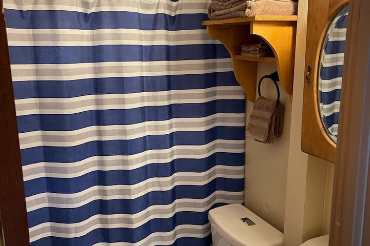 Room 49 of 71