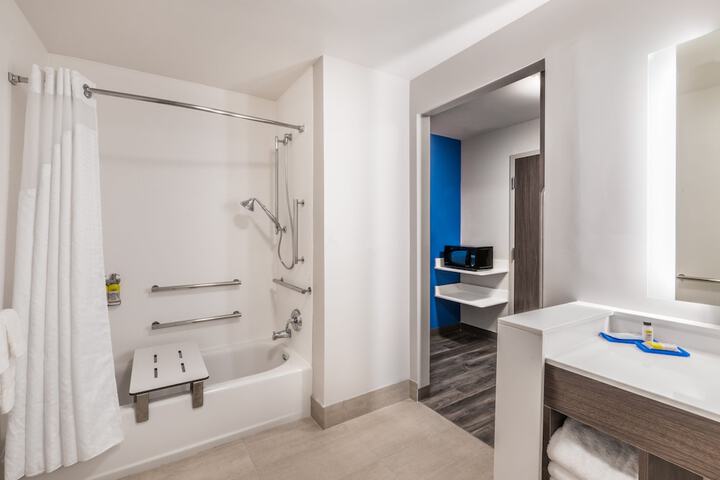 Room 20 of 54