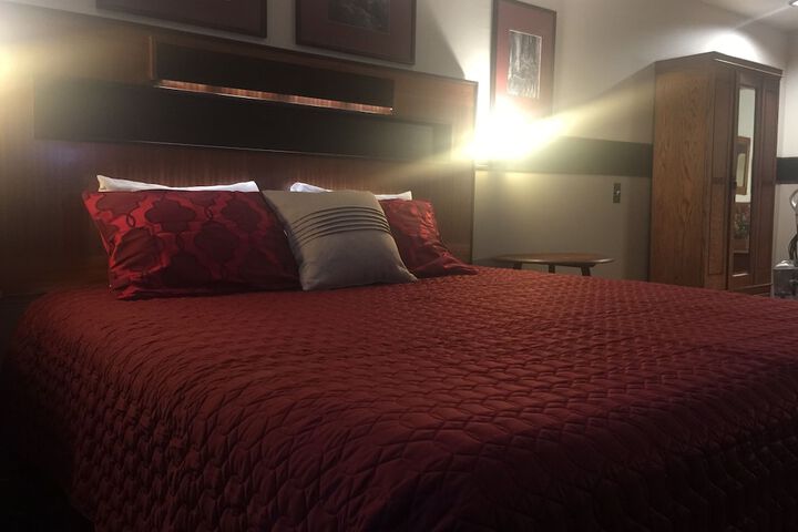 Room 89 of 98