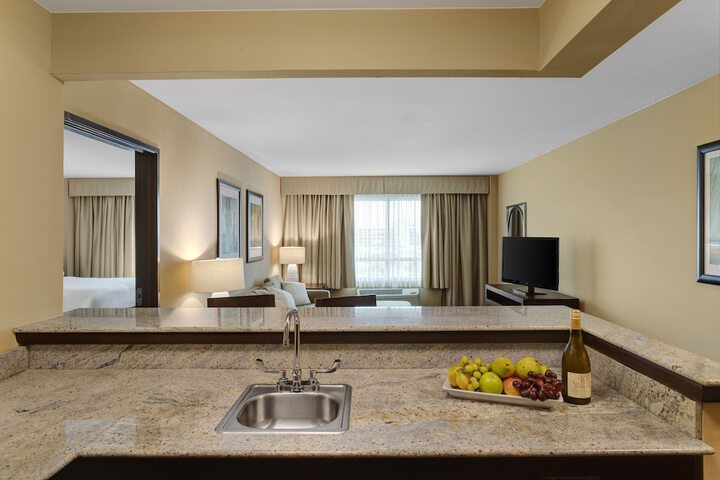 Room 50 of 115