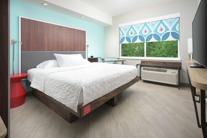 Room 15 of 29
