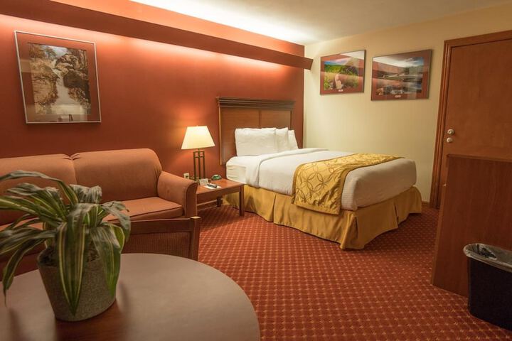 Room 21 of 39