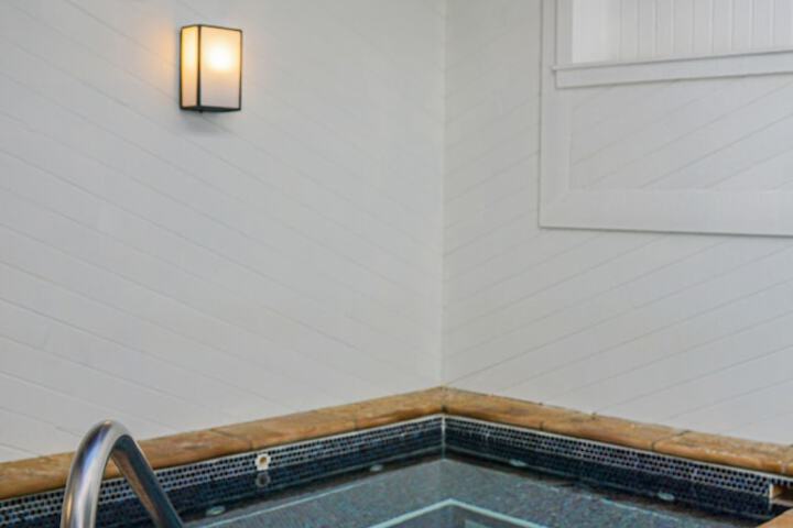 Pool 16 of 164