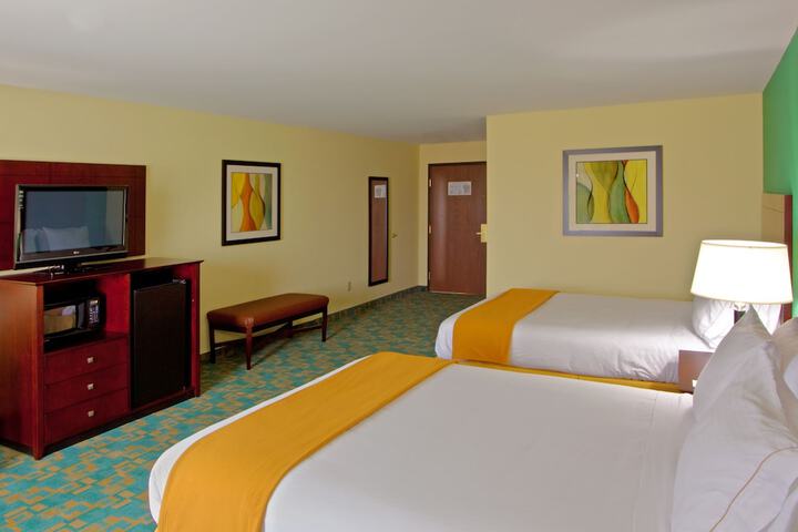 Room 11 of 49
