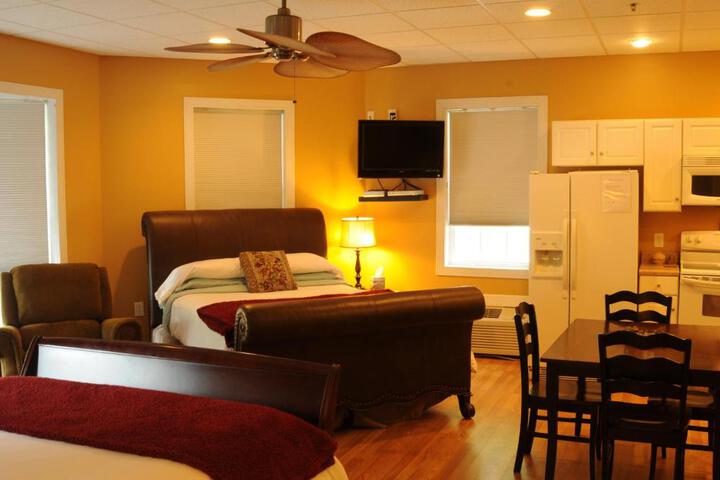 Acorn Hill Lodge and Spa
