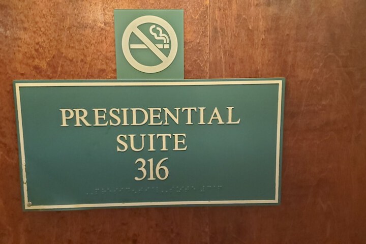 Room 29 of 43