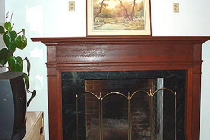 Room 13 of 20