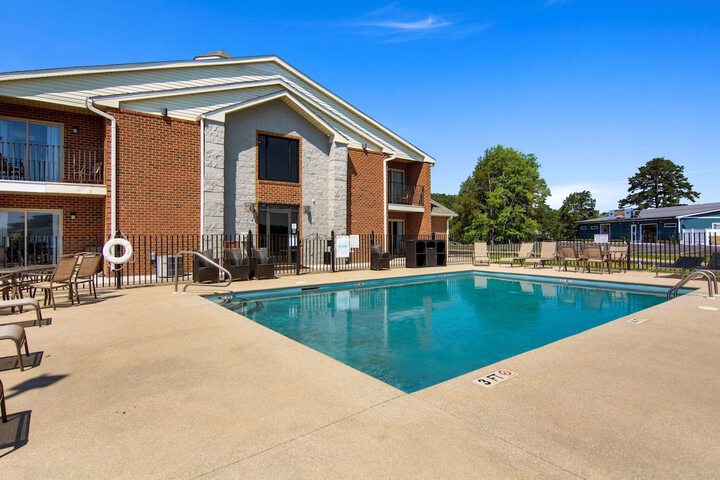 Pool 13 of 129