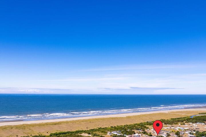 Surf Watch House in Copalis Beach