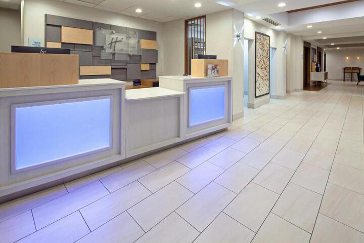 Holiday Inn Express & Suites Clovis-Fresno Area by IHG