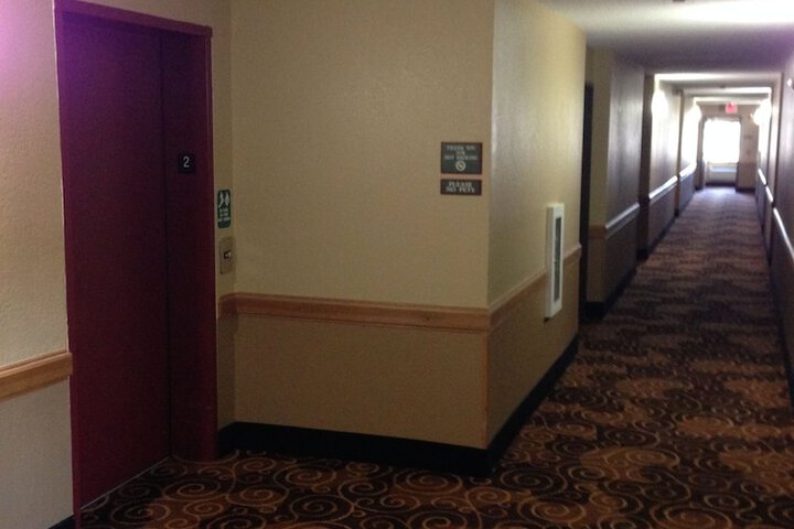 AmericInn by Wyndham Elkhorn Near Lake Geneva