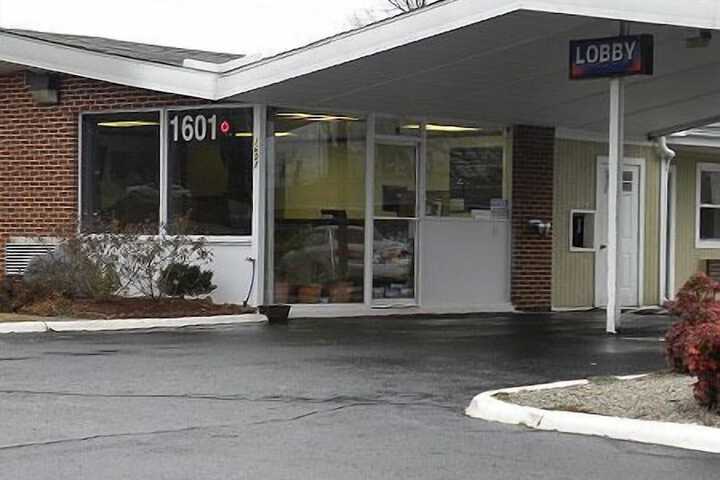 Hotel 3 of 75