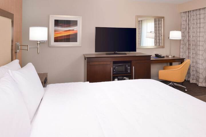 Room 21 of 33