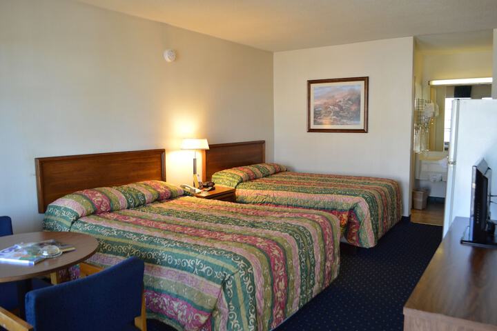 Room 32 of 50