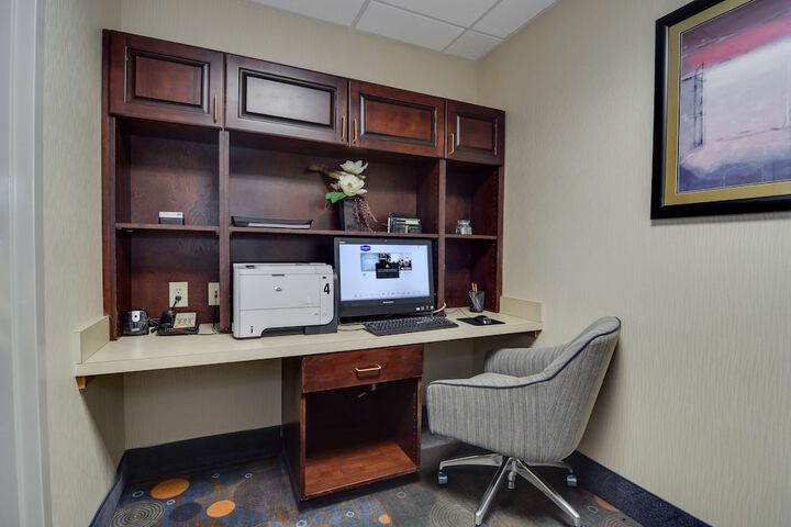 Business Center 55 of 57